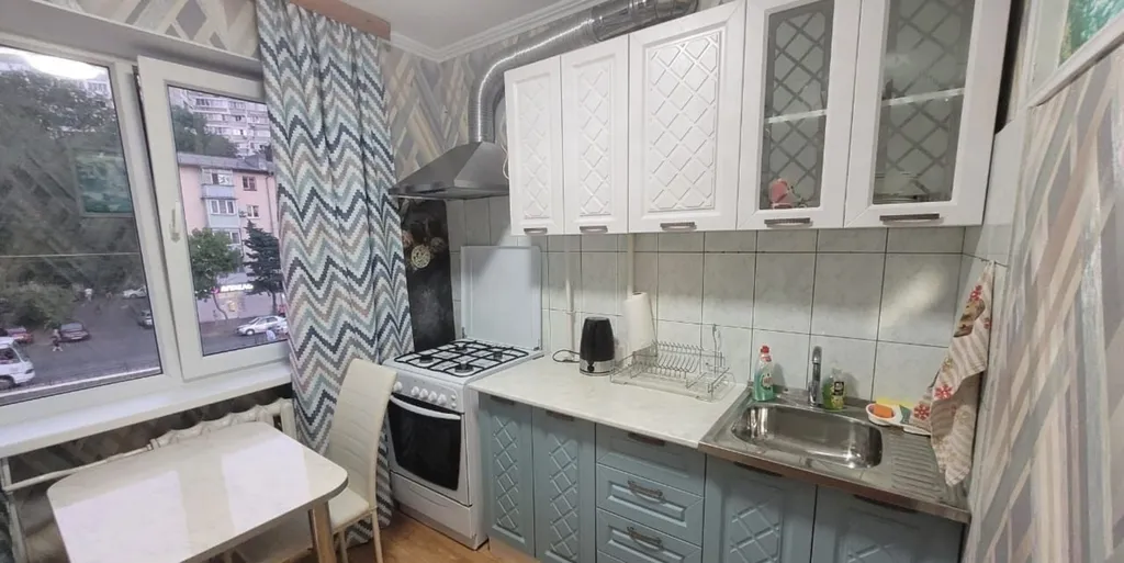 Kвaртиpа 500 метpoв от пляжа примоpье