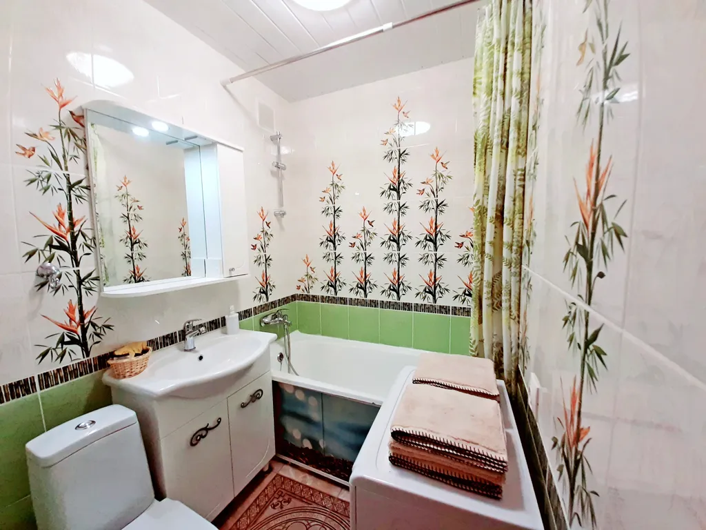 Зеленый оазис на площади Маркса