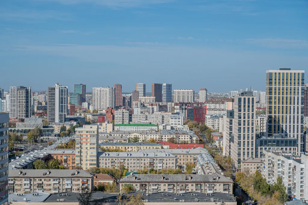 Просторная видовая квартира бизнес-класса в центре