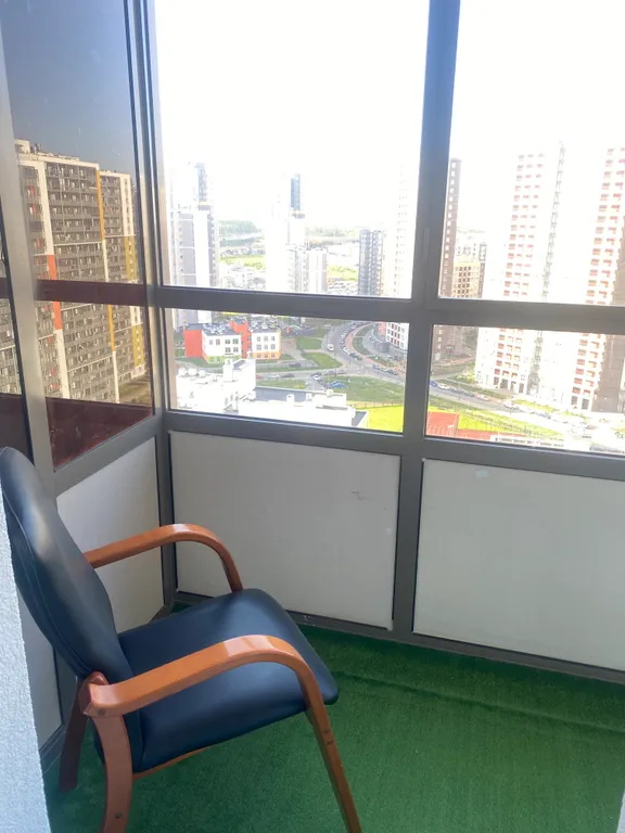 Стильная, уютная, солнечная студия в современном микрорайоне