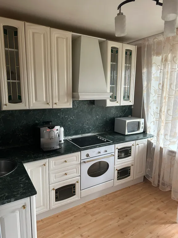 Просторная квартира с видом на горы и кофемашиной — аренда посуточно в Петропавловск-Камчатский