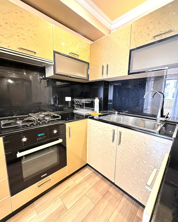 Трёхкомнатная просторная светлая квартира в самом центре города