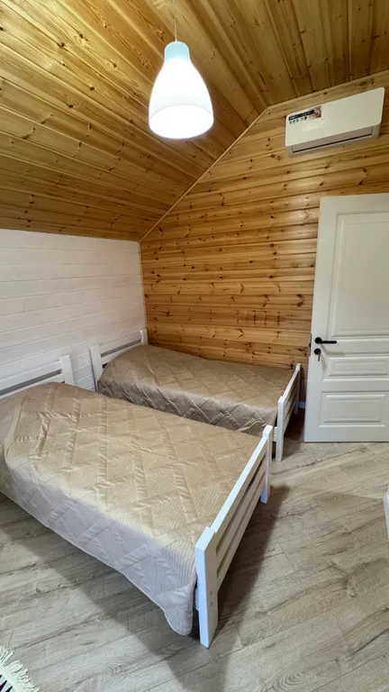 Уютный дом на берегу моря