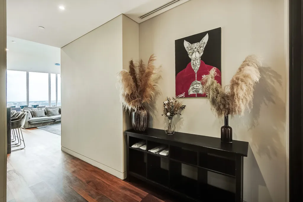 Угловые апартаменты, с кинотеатром и панорамной ванной на 45м этаже