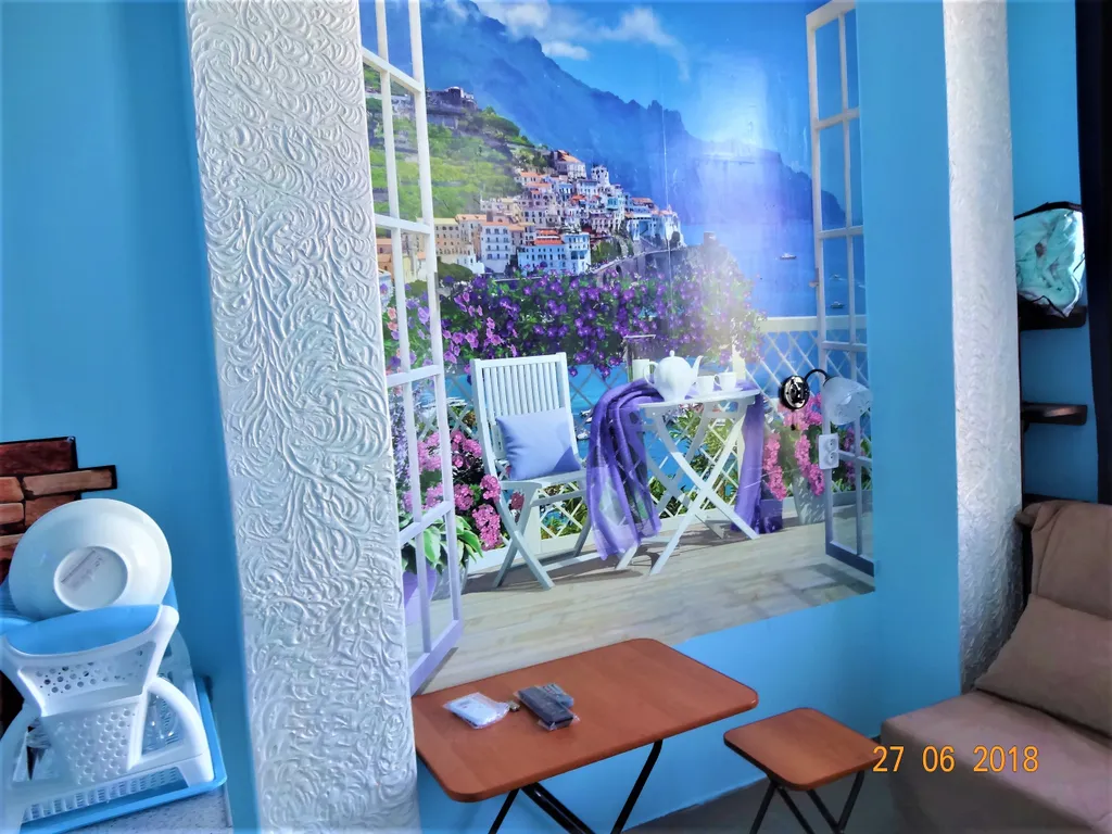 Радуга 3-х комнатный на 6 человек с бассейном