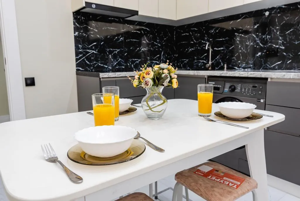 1 ком кв рядом с ТРЦ ADK и метро Сайран