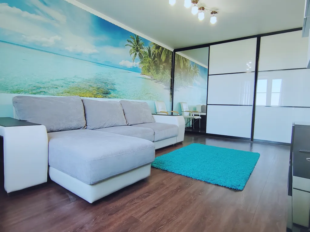 Комфортная квартира с хорошим ремонтом и мебелью