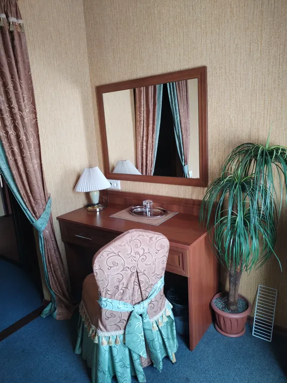 Квартира Одноместный номер, эсмеральд отель, поселок Малышева в 10 км от асбеста — Малышева