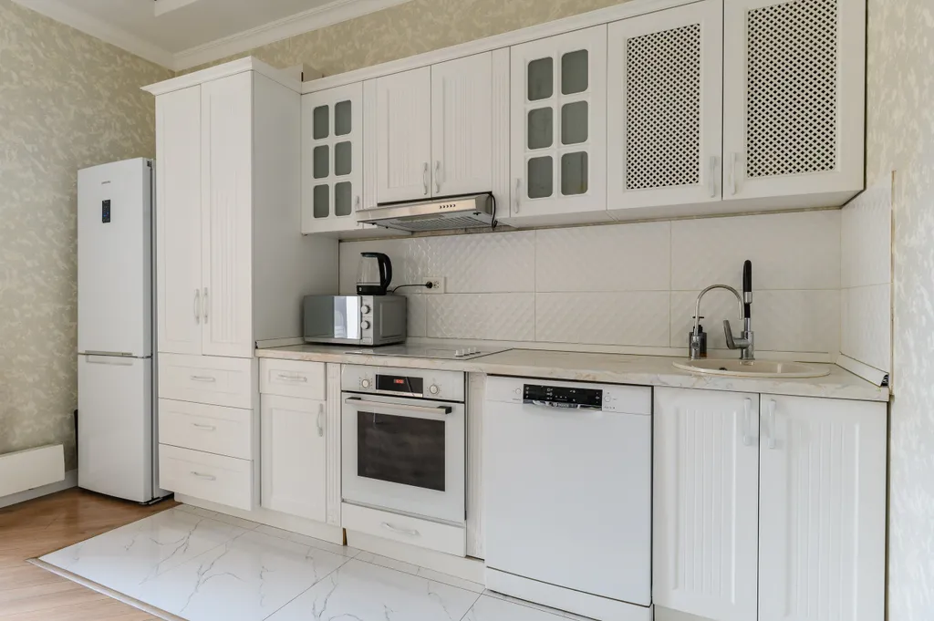 Трехкомнатная квартира с видом на горы в центре города