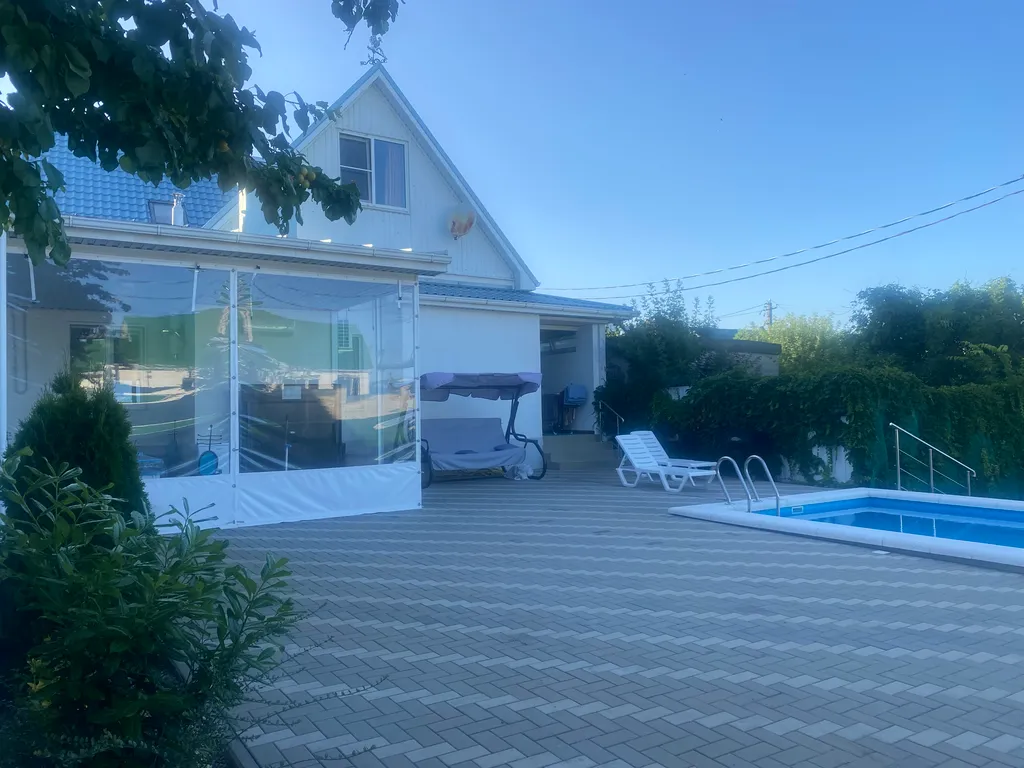 Коттедж Дом с бассейном с подогревом — Новороссийск