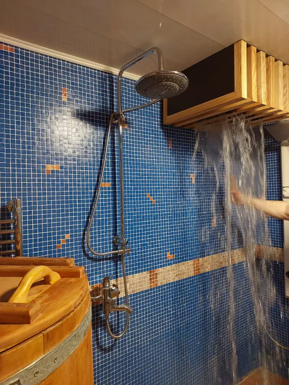 Коттедж с баней и джакузи для семейного отдыха