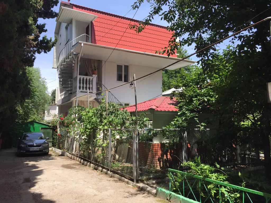 Коттедж 1-комнатный Дом — аренда посуточно в Алушта