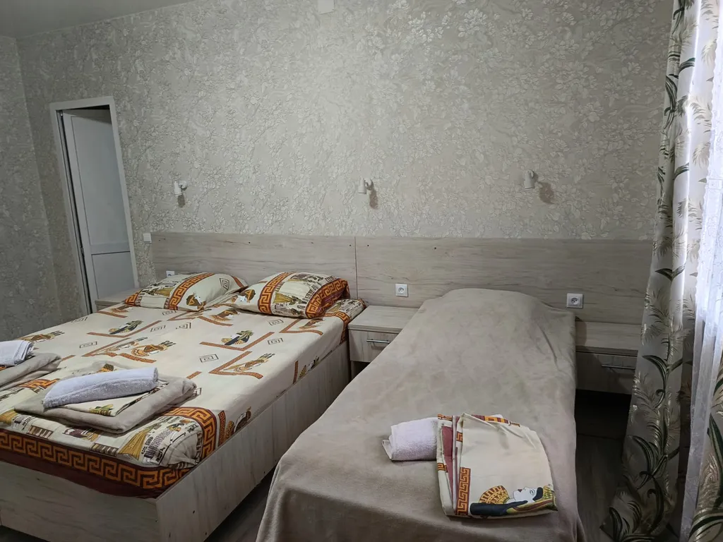 Трехместные апартаменты - вид на море и горы, утро под пение птиц