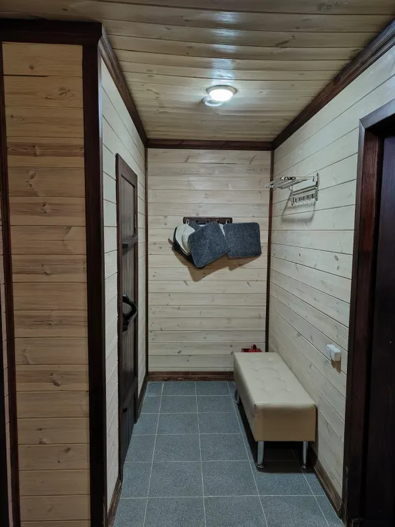 Коттедж с баней и чаном у озера