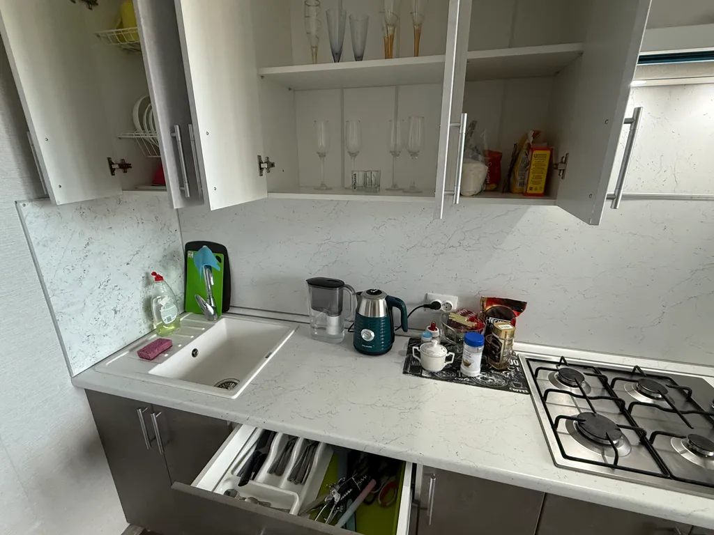 Уютная квартира с горячей водой круглый год и отоплением