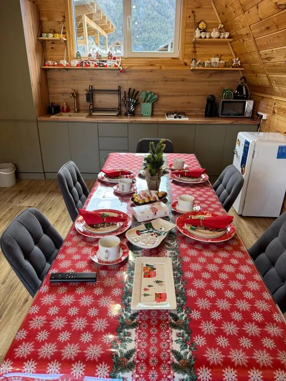 Новый уютный А-фрейм дом