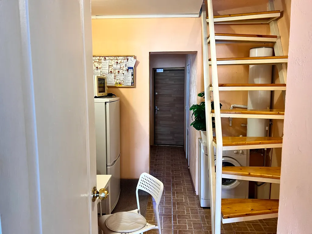 Эллинг у моря