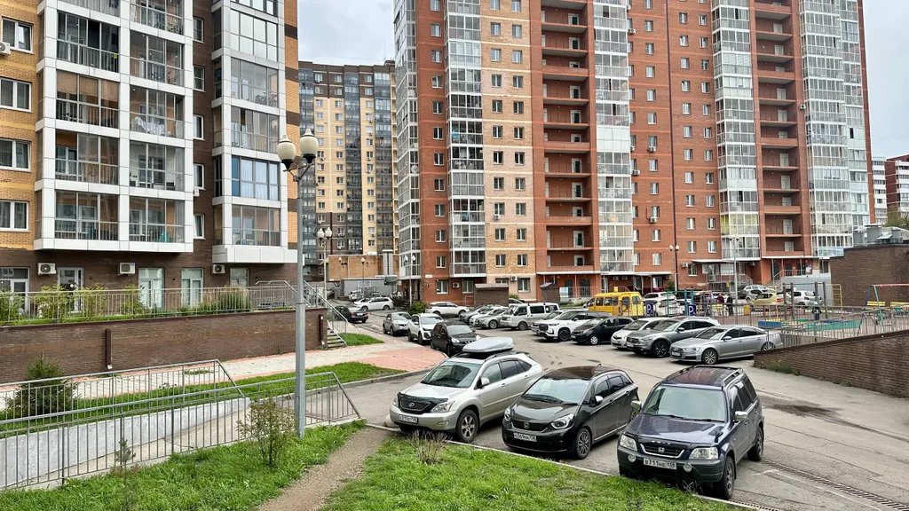 Квартира с видом на город