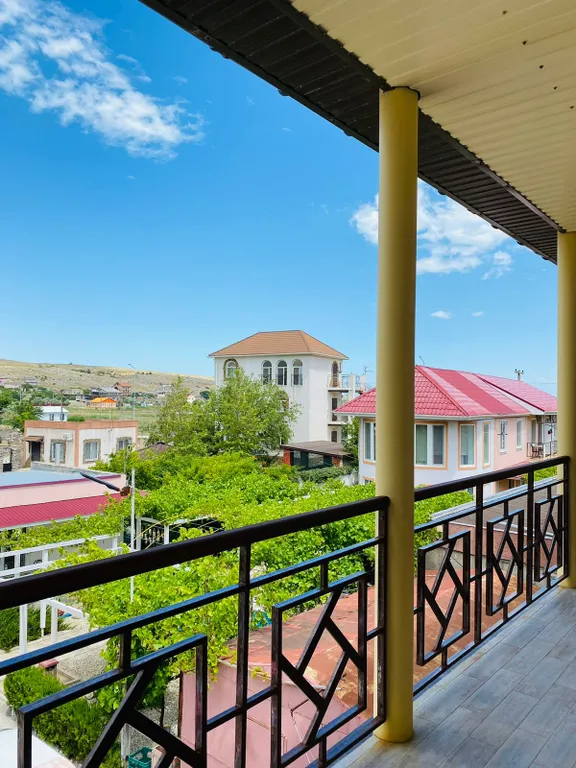 Номер семейный с боковой панорамой в первой линии азовского побережья