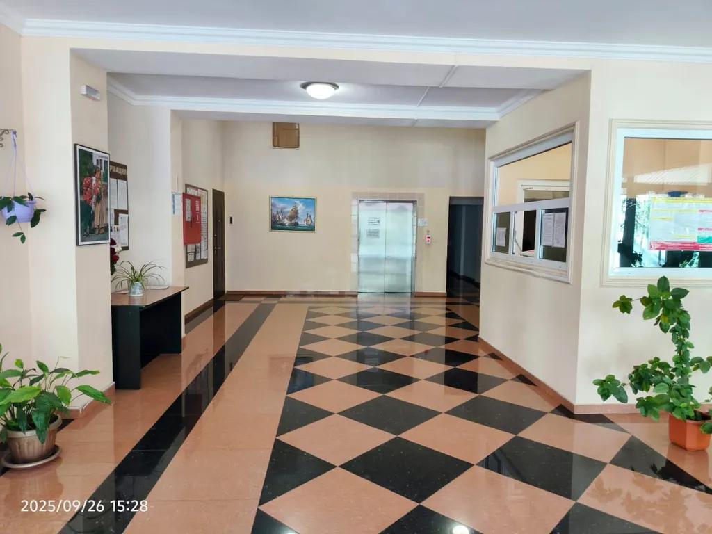 Светлая квартира с хорошим ремонтом в новом доме