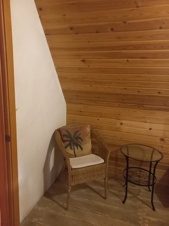 Частный дом в деревне в 15 километрах от центра города