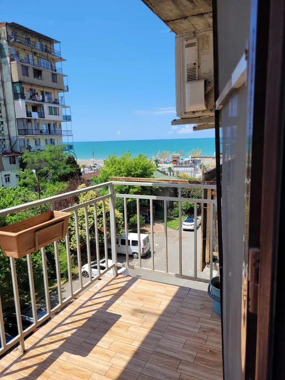 Квартира с видом на море