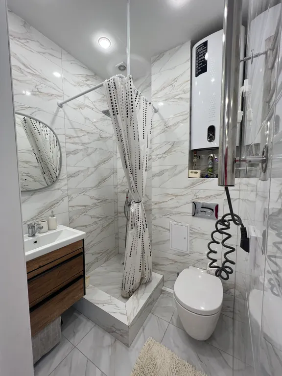 Тихая студия с видом на горы в далеко от суеты