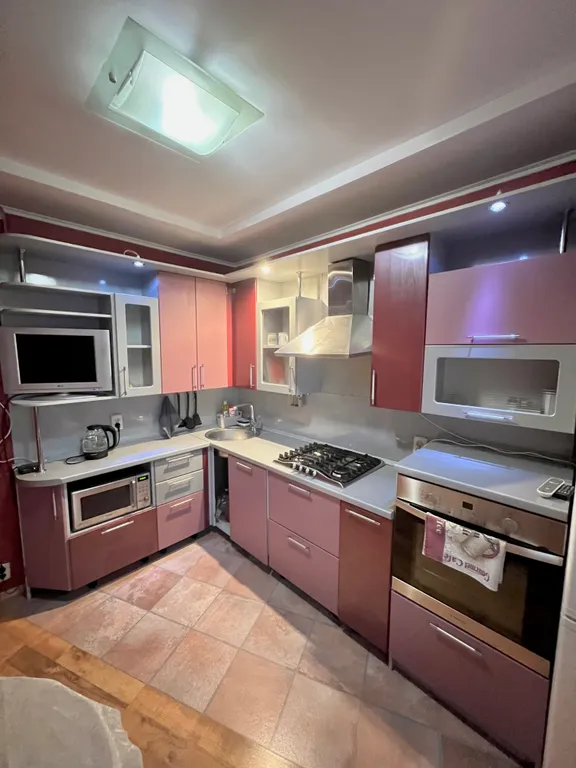 Трехкомнатная квартира в центре города