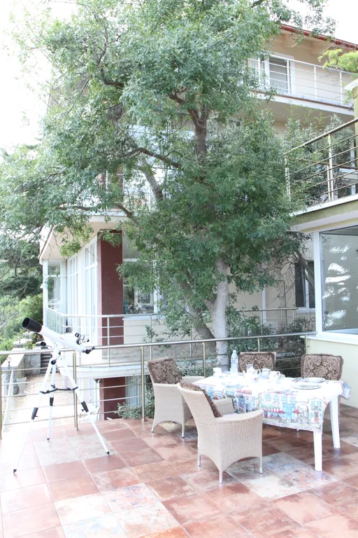 Люкс с видом на море 2 спальнями и балконом 65кв.м 203