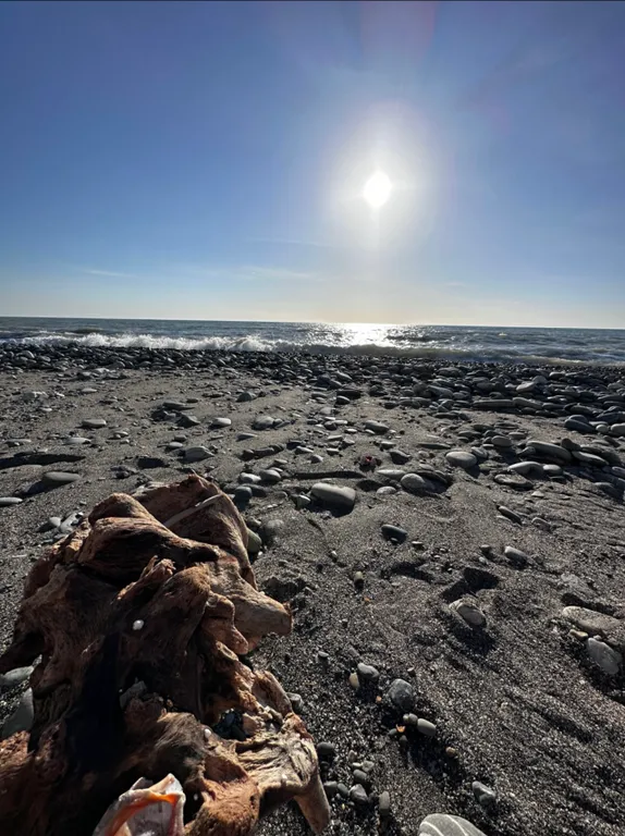 Апартамент с бассейном и балконом