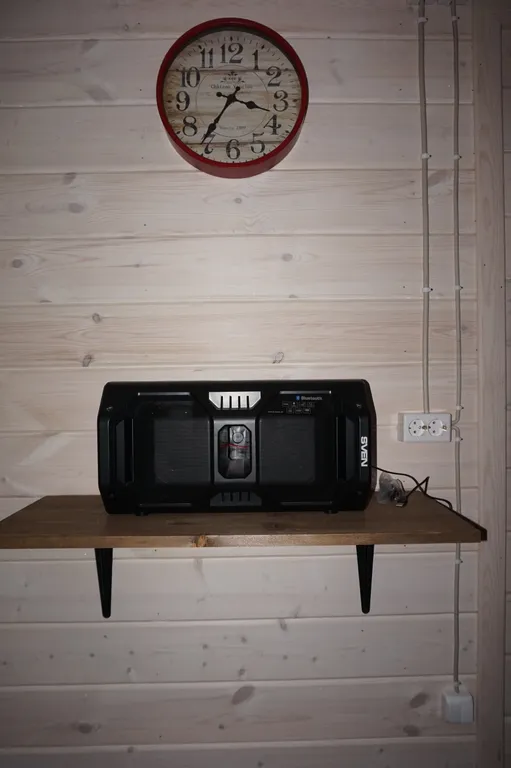 Коттедж Уютный большой дом для дружных компаний — Запорожское