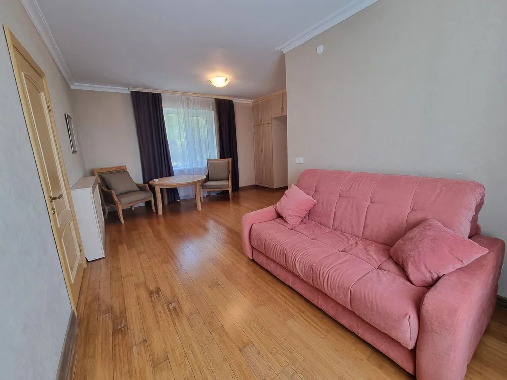 Коттедж с видом на море и открытым бассейном