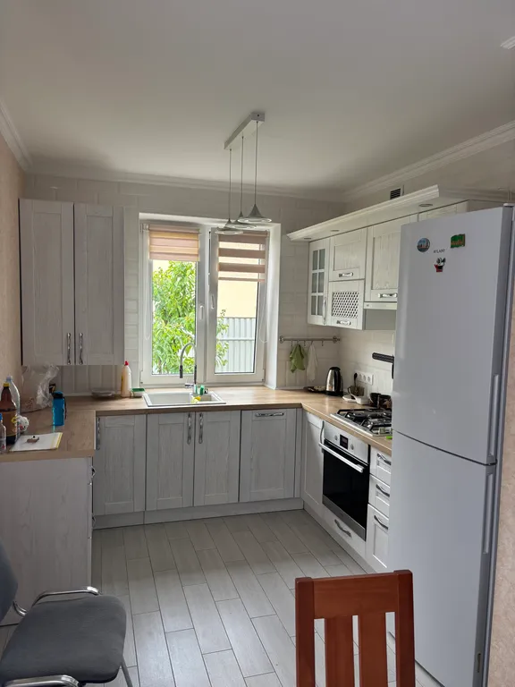 Уютный дом в лесном массиве возле красивых озер