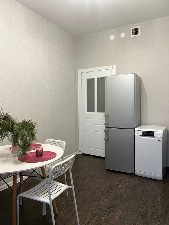 Уютная квартира с панорамными окнами в центре Иннополиса