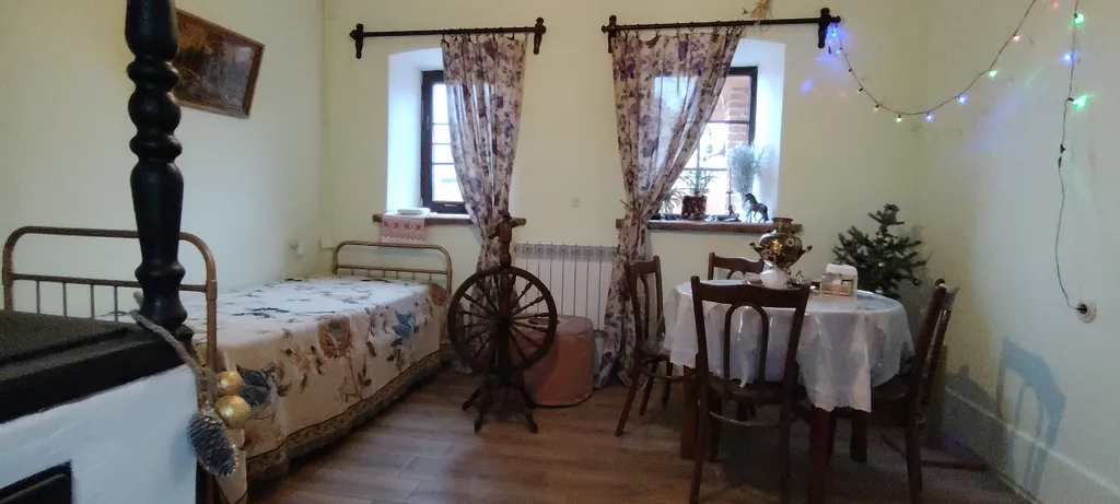 Усадьба Русанов водопад