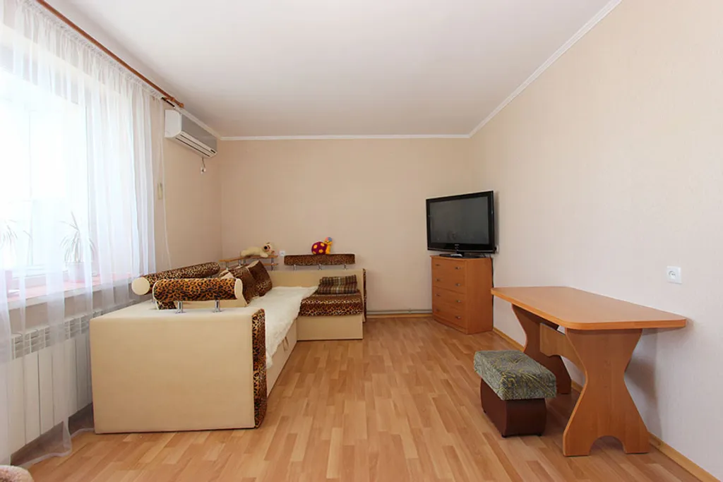 Квартира 1-комнатная Квартира — Феодосия