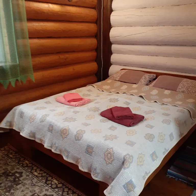 Романтичный домик  для двоих на берегу озера Селигер 24м2