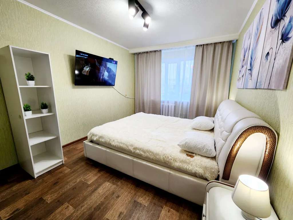 Уютная квартира в центре города — аренда посуточно в Новый Уренгой