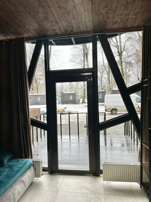 Коттедж - Сердце с видом на горы и лес