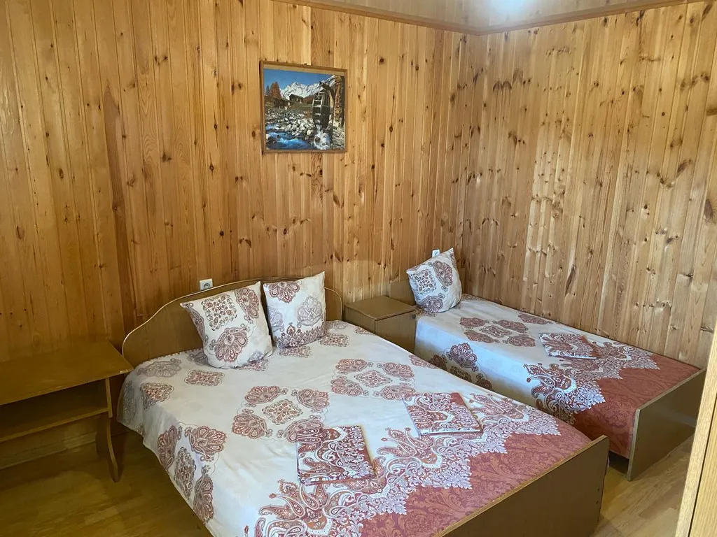 Квартира Комната в коттедже 3-х местная — аренда посуточно в Новый Афон