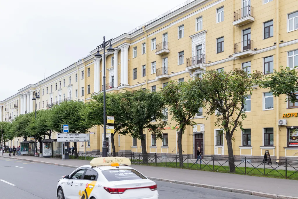 Квартира Уютная квартира с видом на поющие фонтаны — Санкт-Петербург