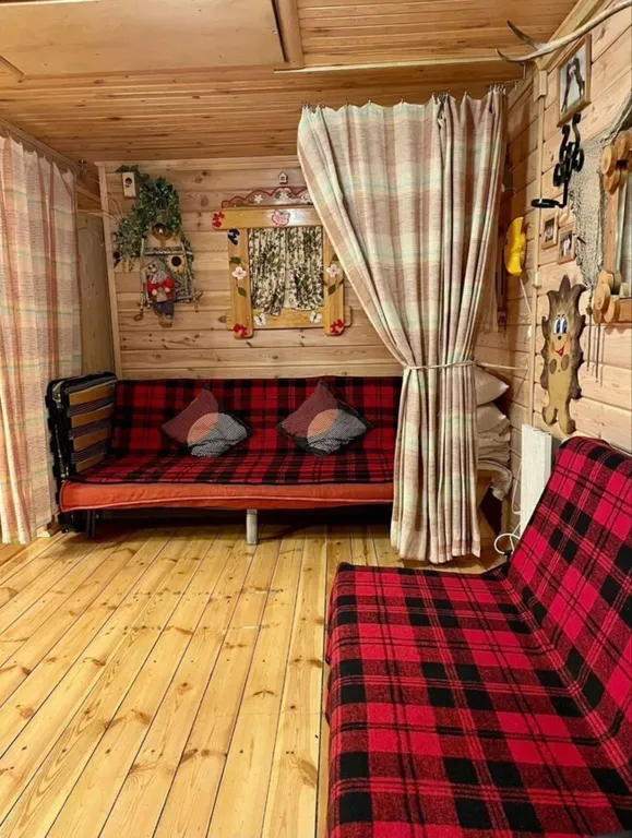 Домик на берегу Оки в сельской усадьбе Варежка