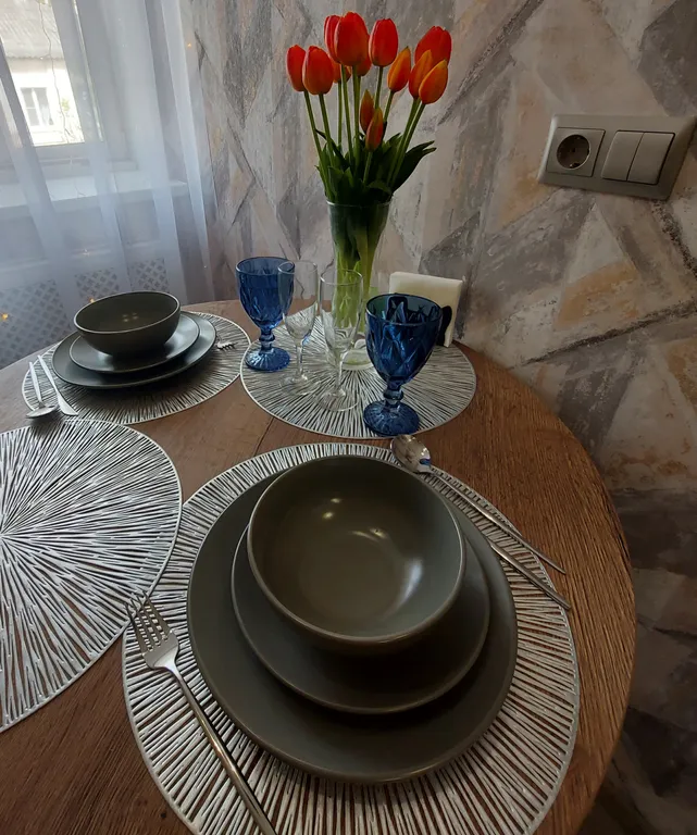 Уютная однокомнатная квартира в самом центре города — аренда посуточно в Старая Русса