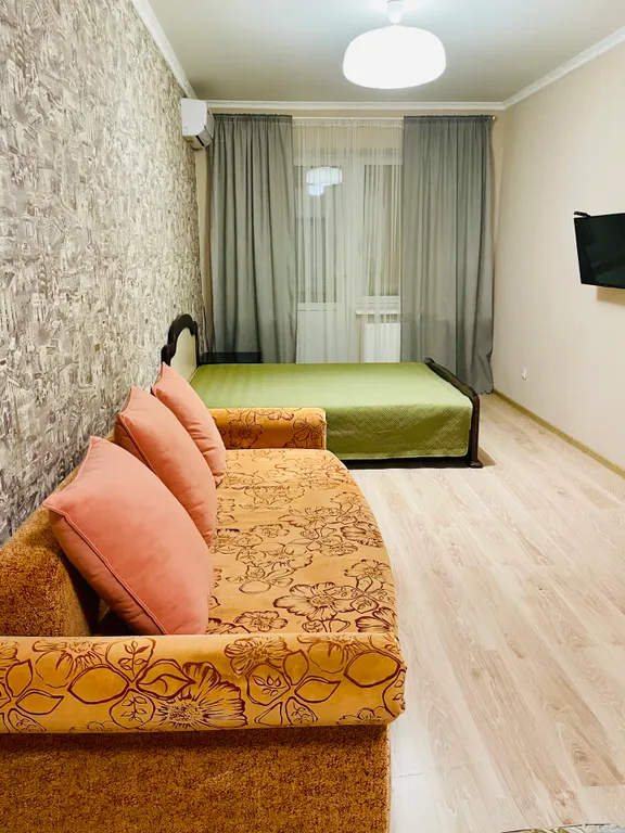 Квартира Центр города, краевая детская и взрослая больницы, перинатальный центр — аренда посуточно в Ставрополь