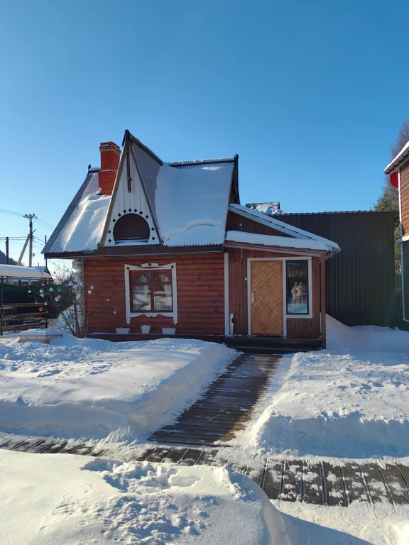 Семейный домик Лаки Хаус поселок Листвянка