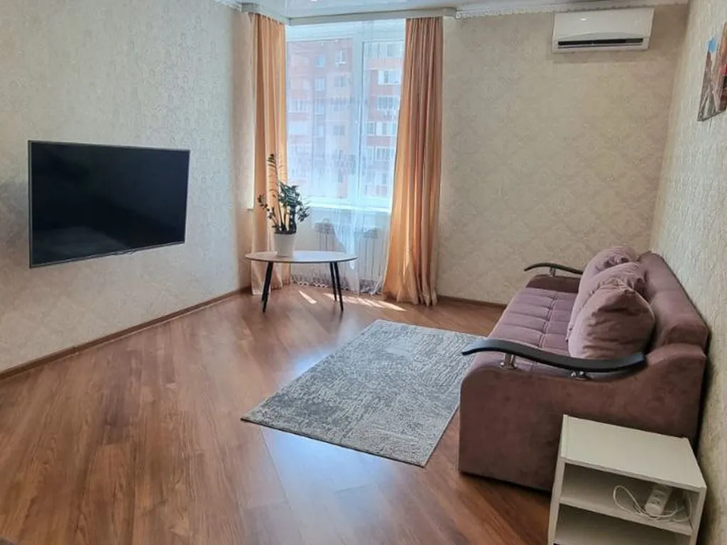 Просторная квартира в ЖК Лазурный