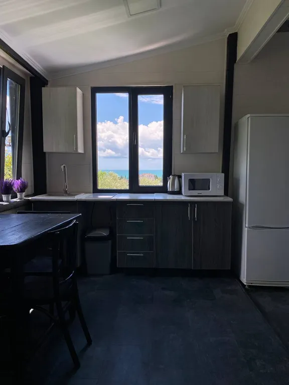 Коттедж Дом с видом на море — Гагра