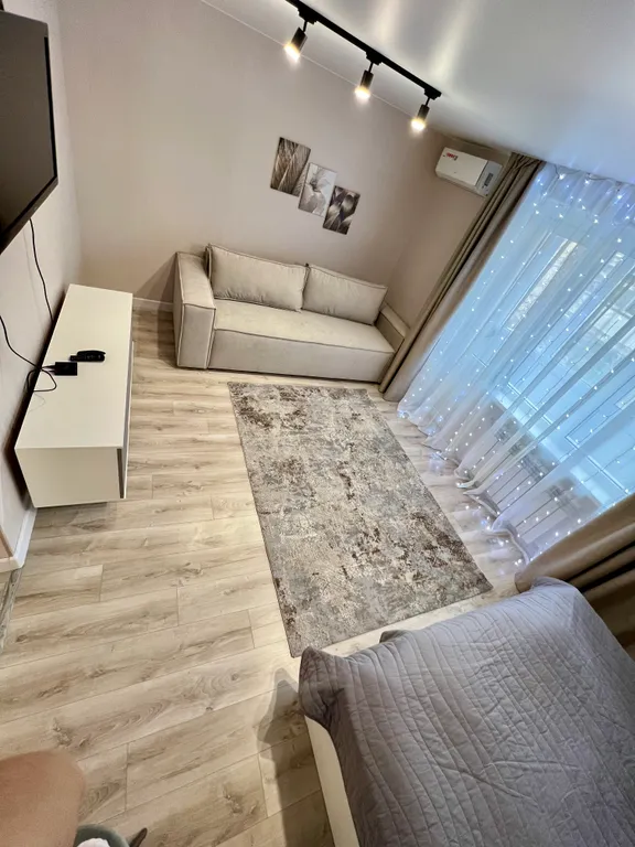 Светлая, теплая, просторная, уютная квартира в самом центре поселка