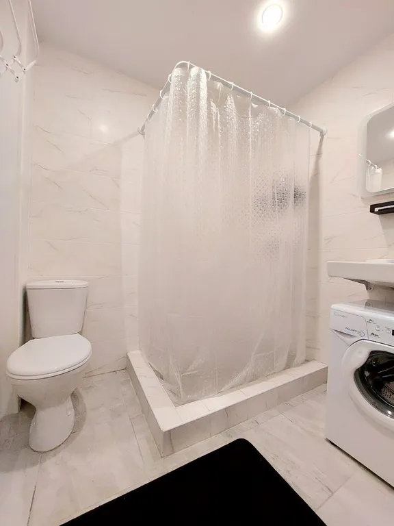 Новая студия с панорамным балконом в Новом городе у парка Прибрежный