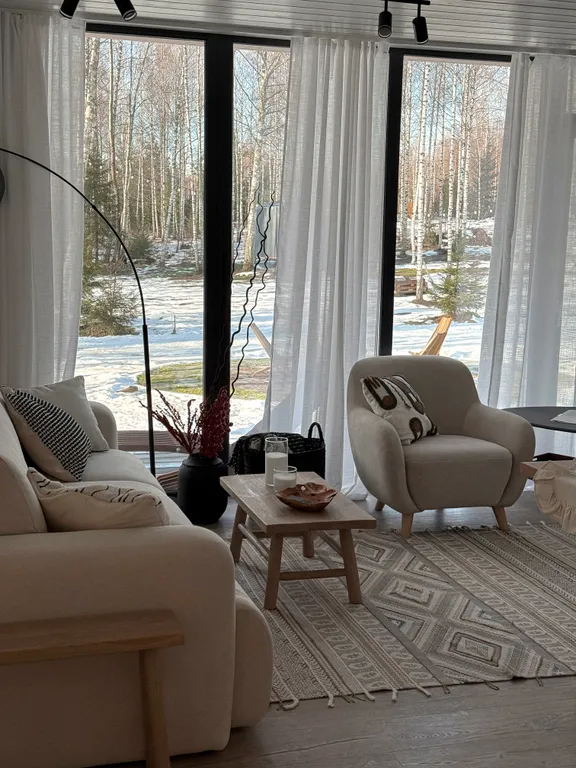 Дом у лесного озера с баней и чаном под Переславлем-Залесским